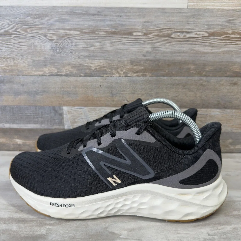 New Balance Fresh Foam Arishi v4 Womens Size 9 Running Shoes WARISBK4 Black